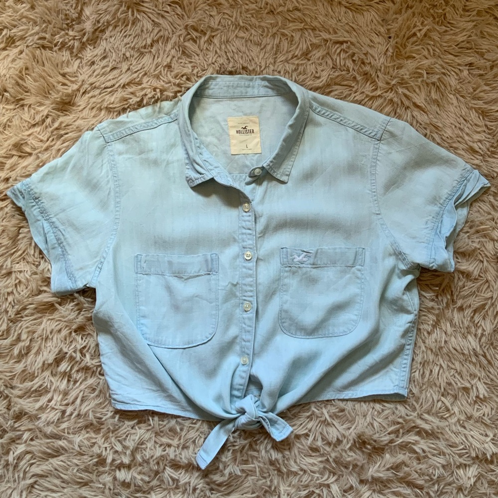 Hollister Tie Front Top